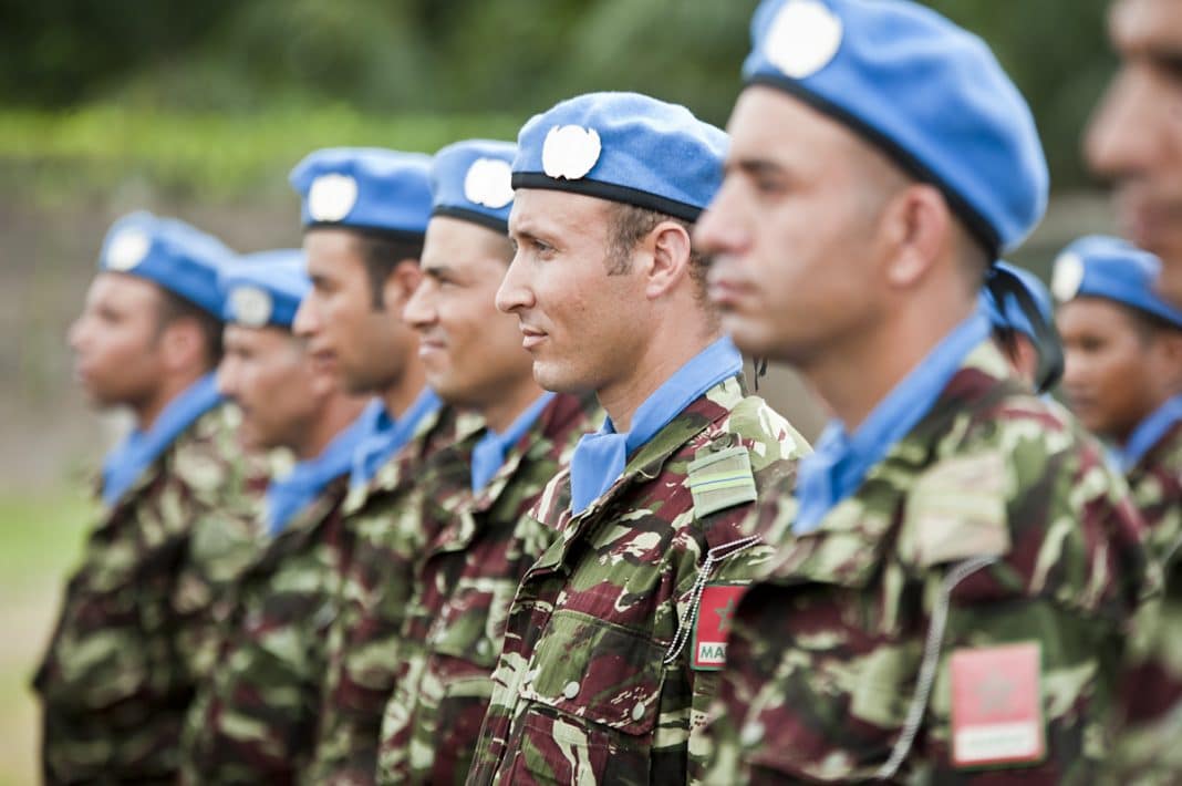 Casques bleus marocains déployés au sein de la BINUCA en République centrafricaine (Bangui - août 2014. UN Photo/Catianne Tijerina)