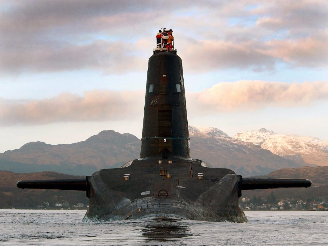 Dissuasion nucléaire britannique : incertitudes quant au renouvellement du programme Trident